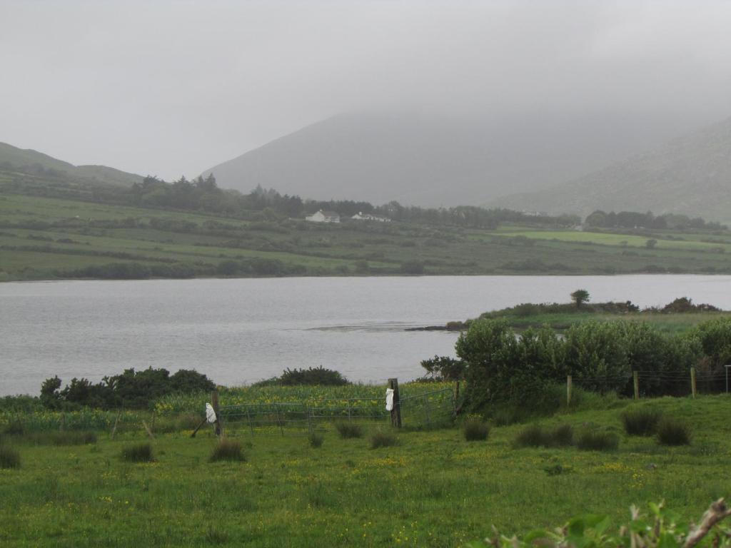 Strand'S End House Rooms Only, No Breakfast Served Cahersiveen Exterior foto